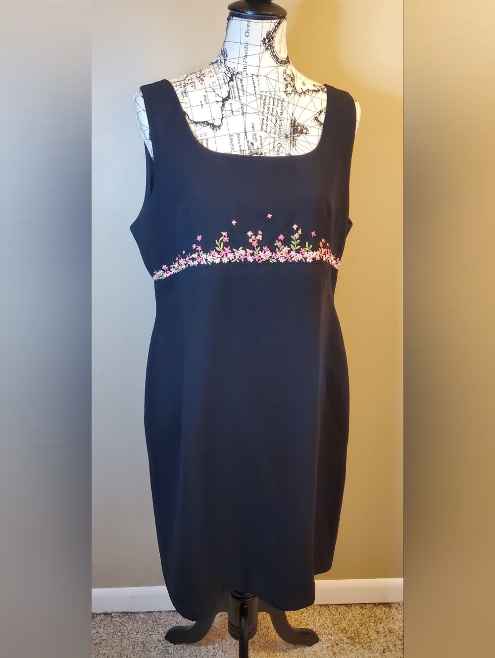 Kenar Dress Womens 16 Black Pink Floral Embroidered Sheath Pencil Sleeveless
